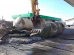 Extraction de cuve à carburant apres nettoyage